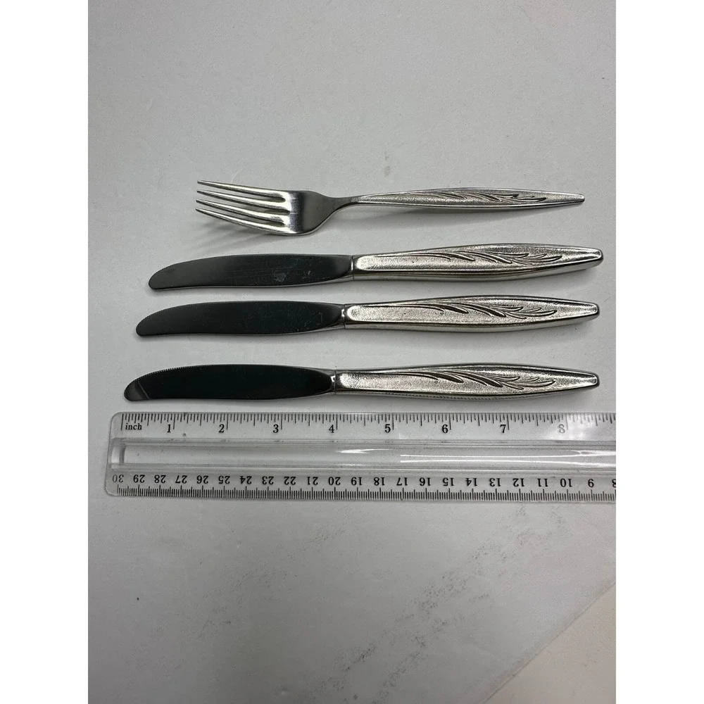 1847 Roger Bros Sea Island Stainless Flatware Silverware 4 pc Fork Knife
